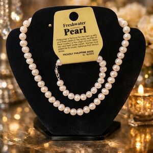Freshwater Pearl Necklace and Bracelet Set Beautiful Pearls New
